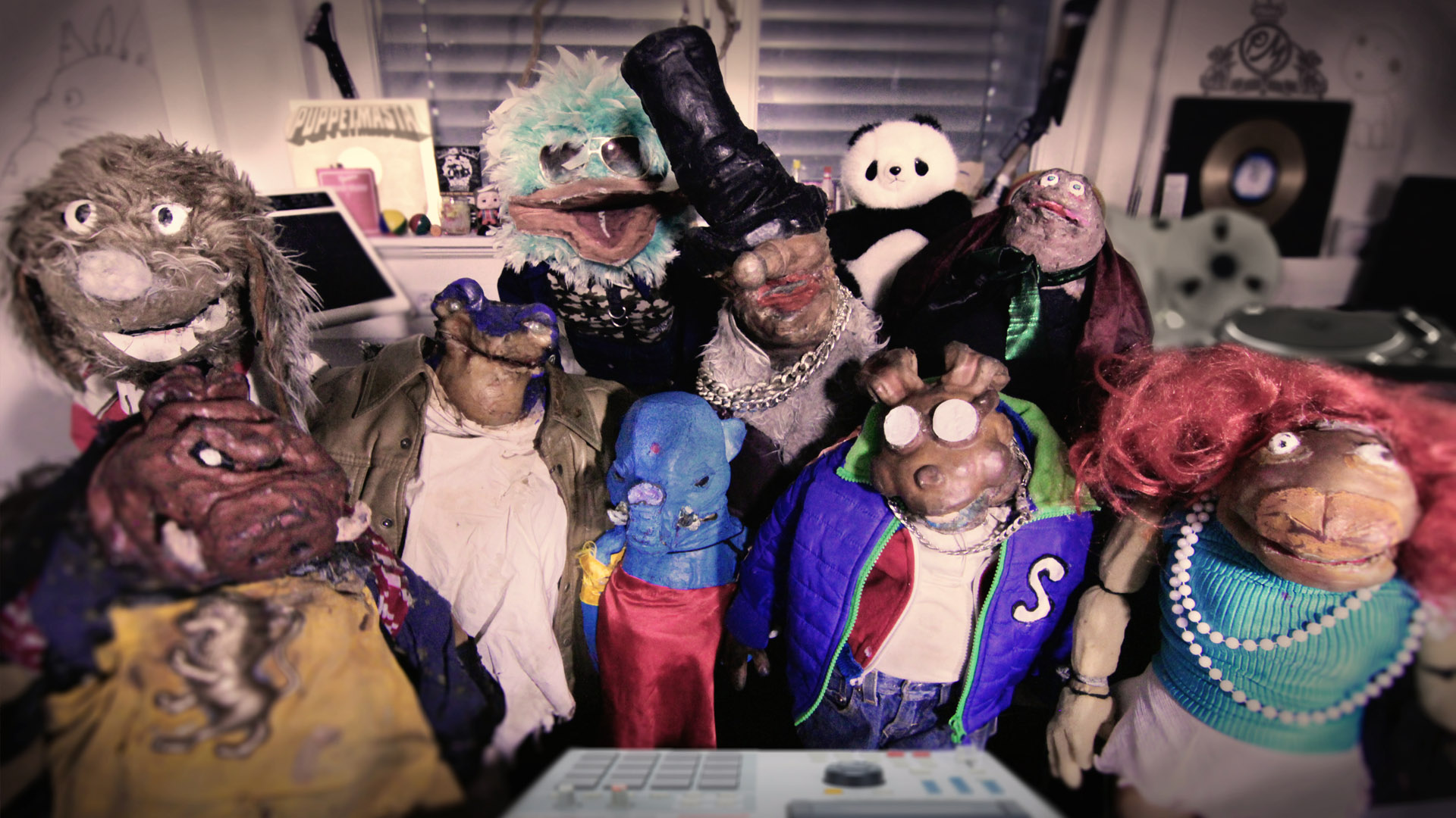 les-puppetmastaz-v-ritables-b-tes-de-sc-ne-in-da-klub